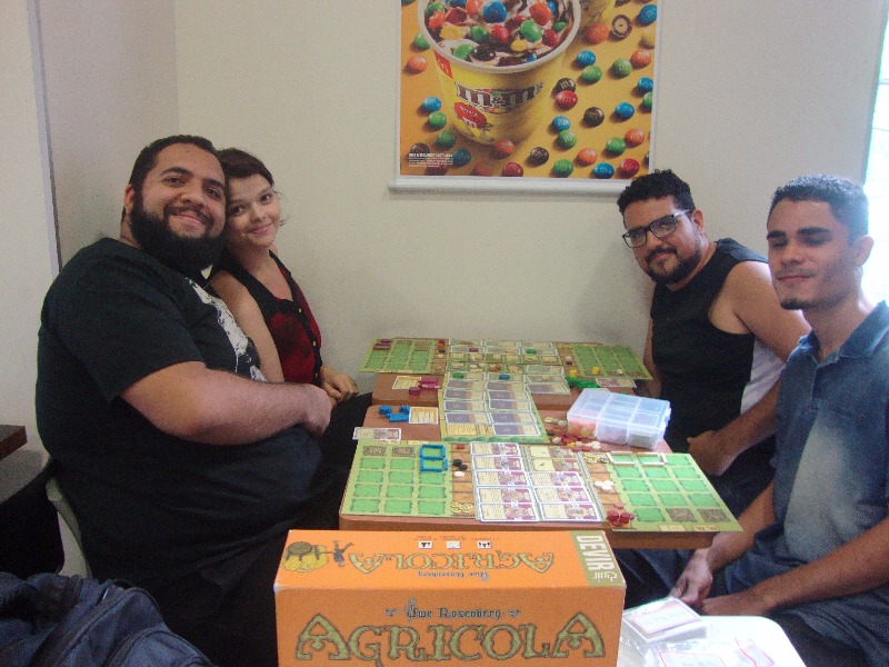 http://ludopedia.com.br/uploads/01/065/epvvvo.jpg