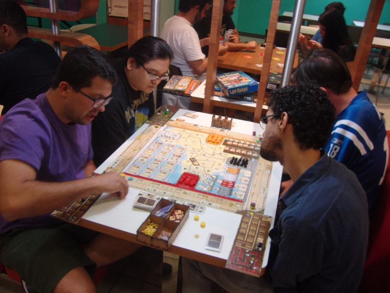 http://ludopedia.com.br/uploads/01/300/0m8edm.jpg