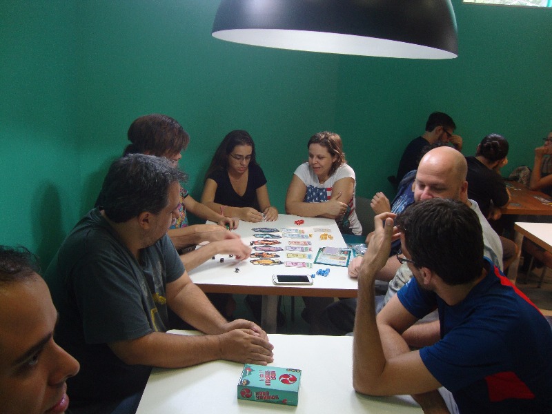 http://ludopedia.com.br/uploads/01/717/qlucsf.jpg