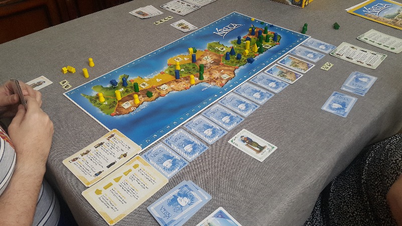 http://ludopedia.com.br/uploads/01/738/6pj42a.jpg