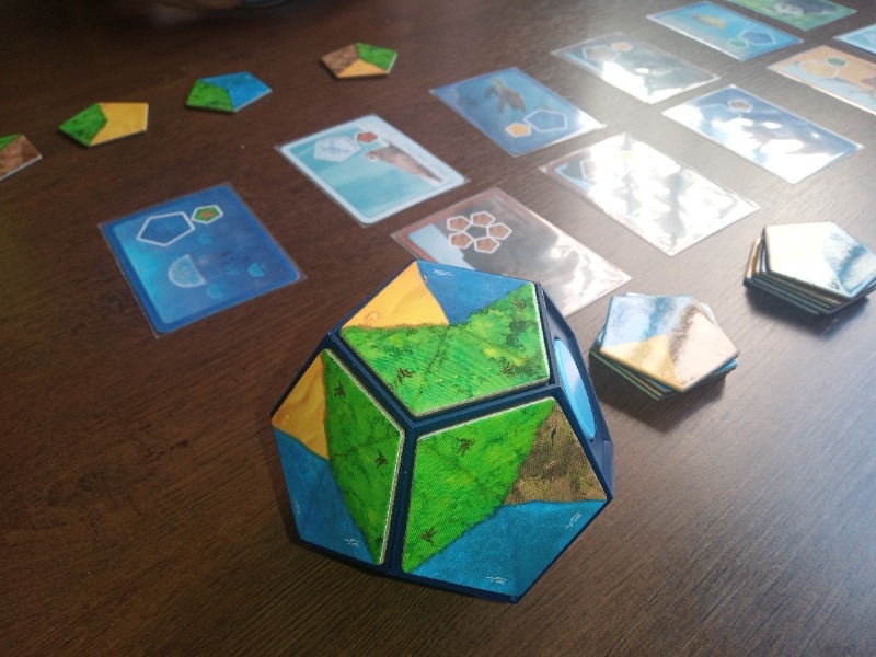 https://www.ludopedia.com.br/uploads/01/100/rwwkmj.jpg