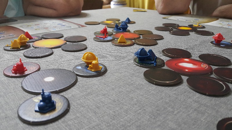 https://www.ludopedia.com.br/uploads/01/645/aidz8j.jpg